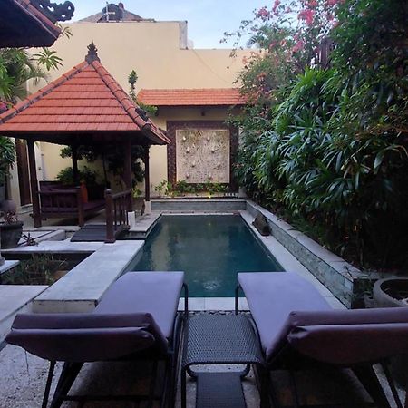 Villa Heliconia Seminyak Exteriör bild