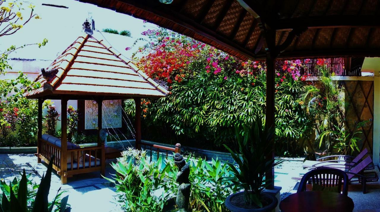 Villa Heliconia Seminyak Exteriör bild